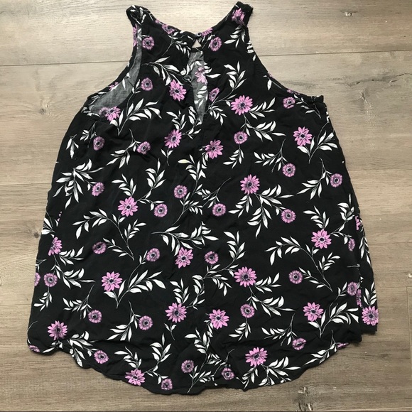 🌸Gap High Neck Flowy Black Flower Tank - Picture 3 of 4